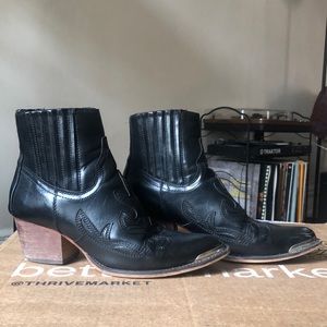 Vintage Cowboy Style Ankle Boot